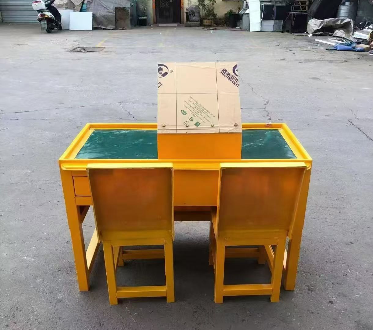 蓟州防静电导通桌井下煤矿火工品发放桌：危险品流转的安全守护者